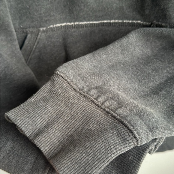 🎉 TNA Charcoal Hoodie with White Accents - Picture 5 of 7